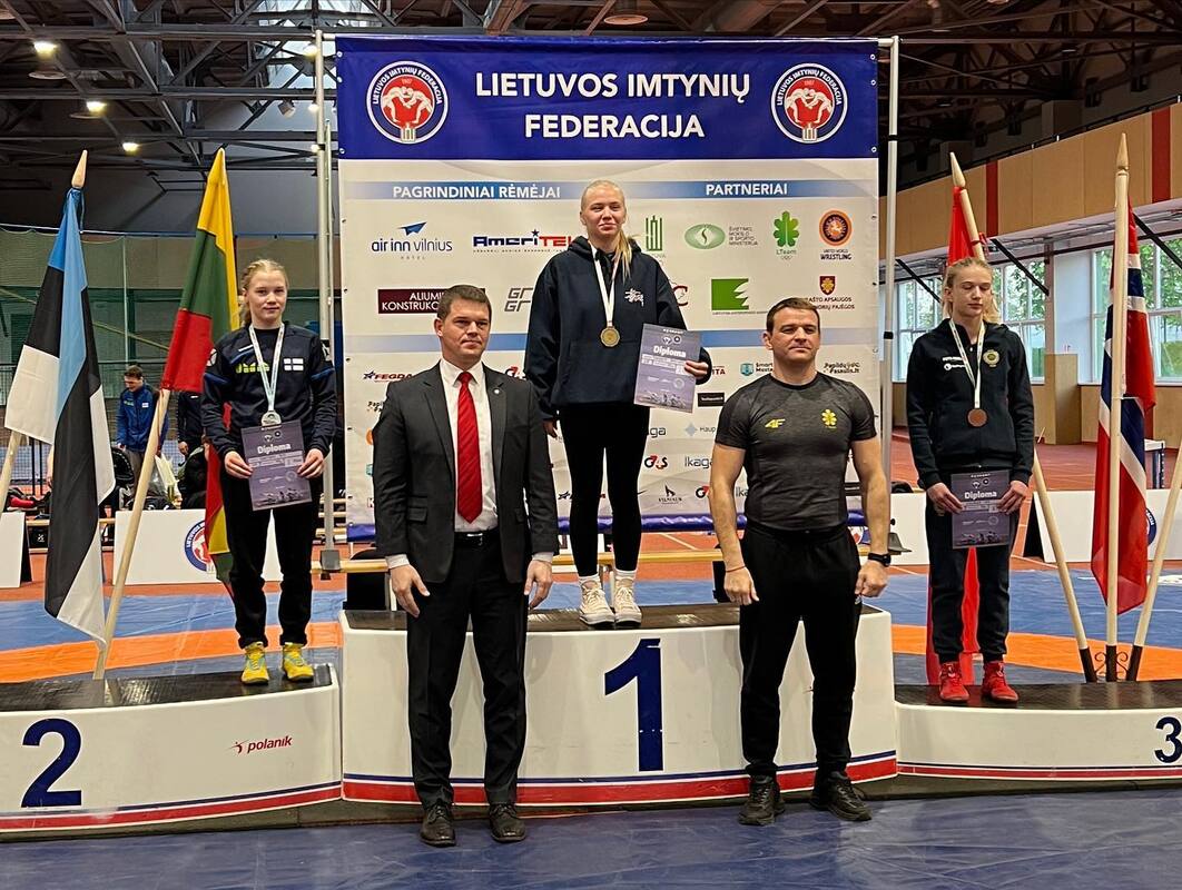Rita Rantonen PM hopea (U17 np 49kg)